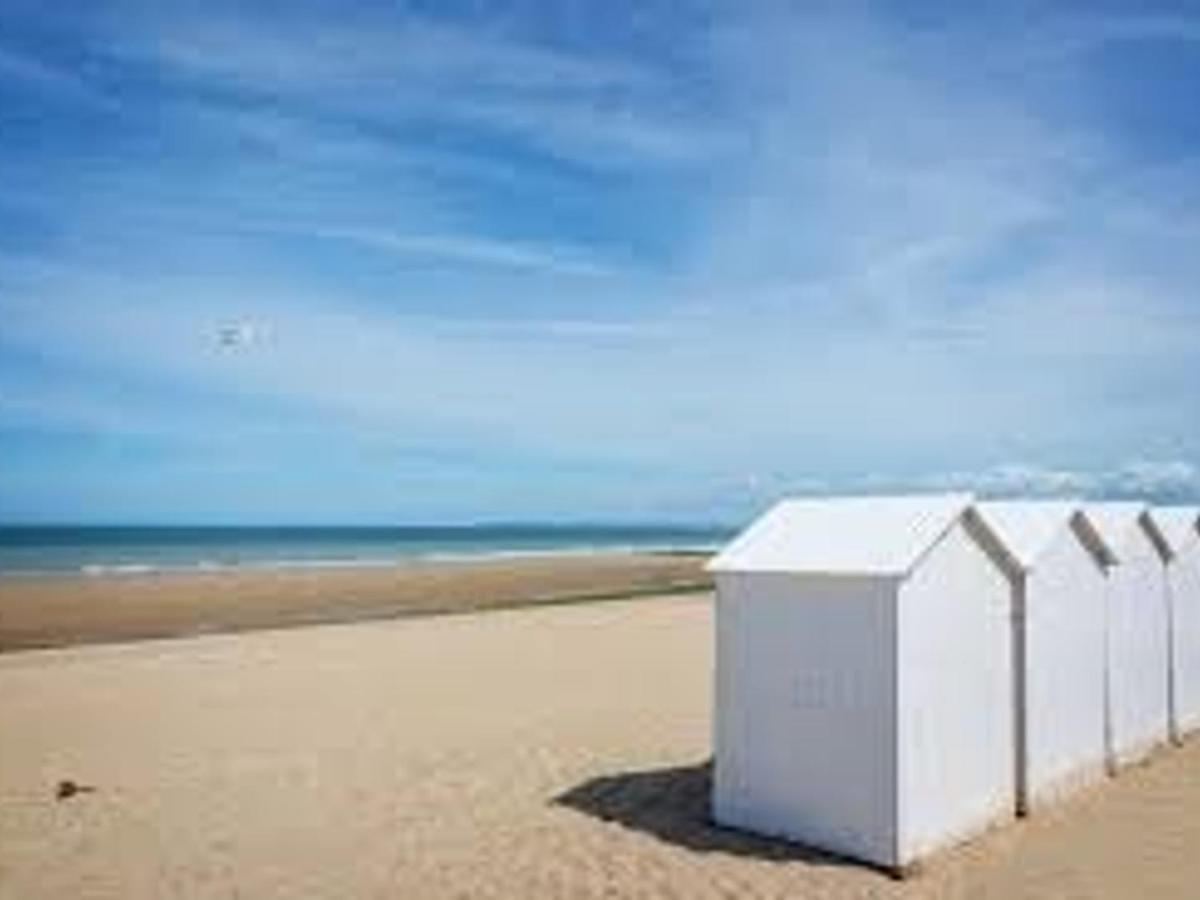 Appartement En Front De Mer A Villers-Sur-Mer Face Au Casino, 2P Tout Equipe Avec Parking Privatif - Fr-1-712-14 Exterior photo